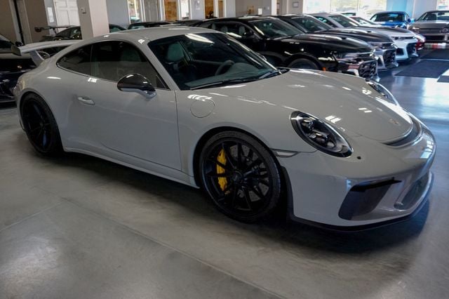 2018 Porsche 911 *991.2 GT3* *6-Speed Manual* *Carbon Buckets* *PCCB* *1-Owner* - 22942675 - 1