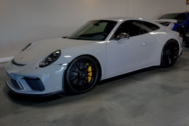 2018 Porsche 911 *991.2 GT3* *6-Speed Manual* *Carbon Buckets* *PCCB* *1-Owner* - 22942675 - 2