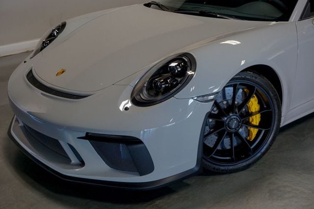 2018 Porsche 911 *991.2 GT3* *6-Speed Manual* *Carbon Buckets* *PCCB* *1-Owner* - 22942675 - 31
