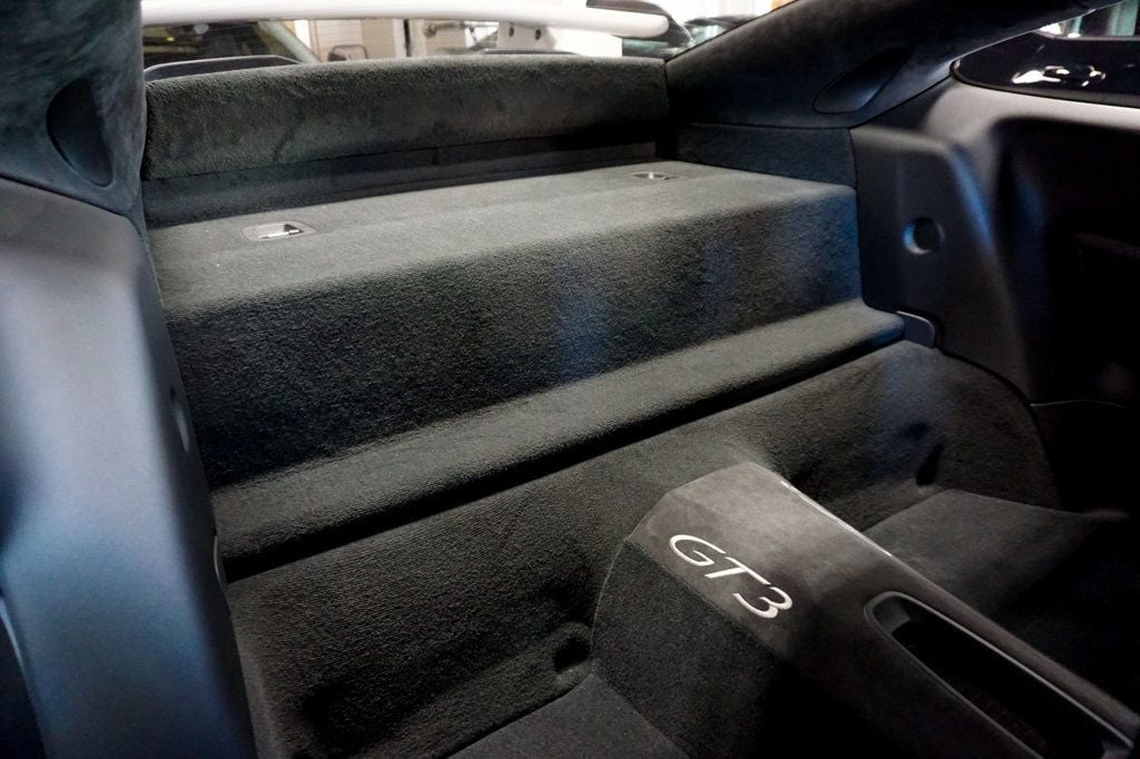 2018 Porsche 911 *991.2 GT3* *6-Speed Manual* *Carbon Buckets* *PCCB* *1-Owner* - 22942675 - 38