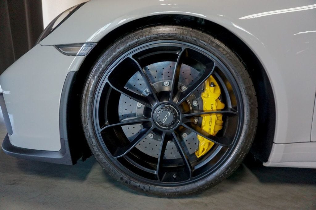 2018 Porsche 911 *991.2 GT3* *6-Speed Manual* *Carbon Buckets* *PCCB* *1-Owner* - 22942675 - 41