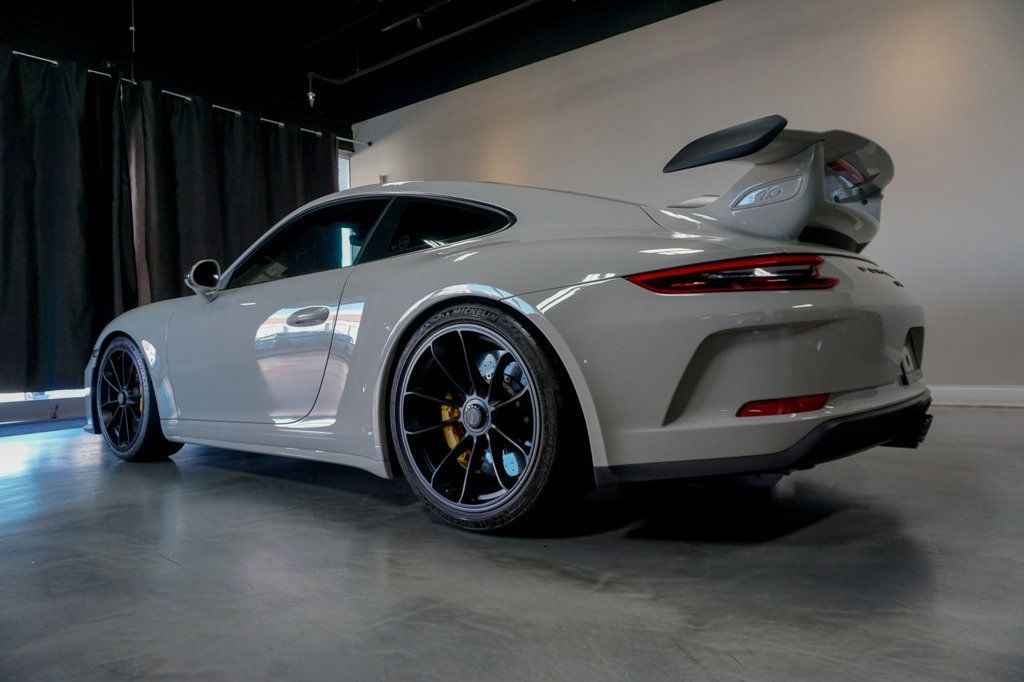 2018 Porsche 911 *991.2 GT3* *6-Speed Manual* *Carbon Buckets* *PCCB* *1-Owner* - 22942675 - 46