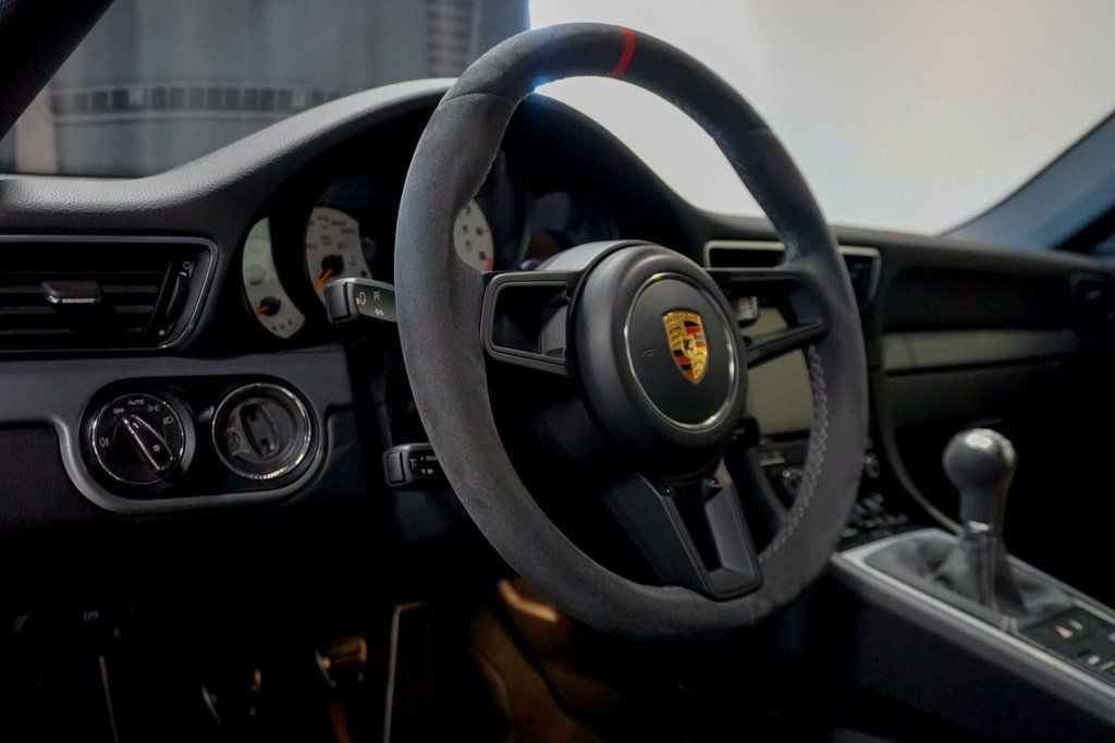 2018 Porsche 911 *991.2 GT3* *6-Speed Manual* *Carbon Buckets* *PCCB* *1-Owner* - 22942675 - 63