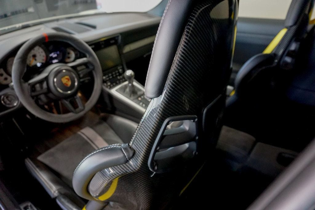 2018 Porsche 911 *991.2 GT3* *6-Speed Manual* *Carbon Buckets* *PCCB* *1-Owner* - 22942675 - 64