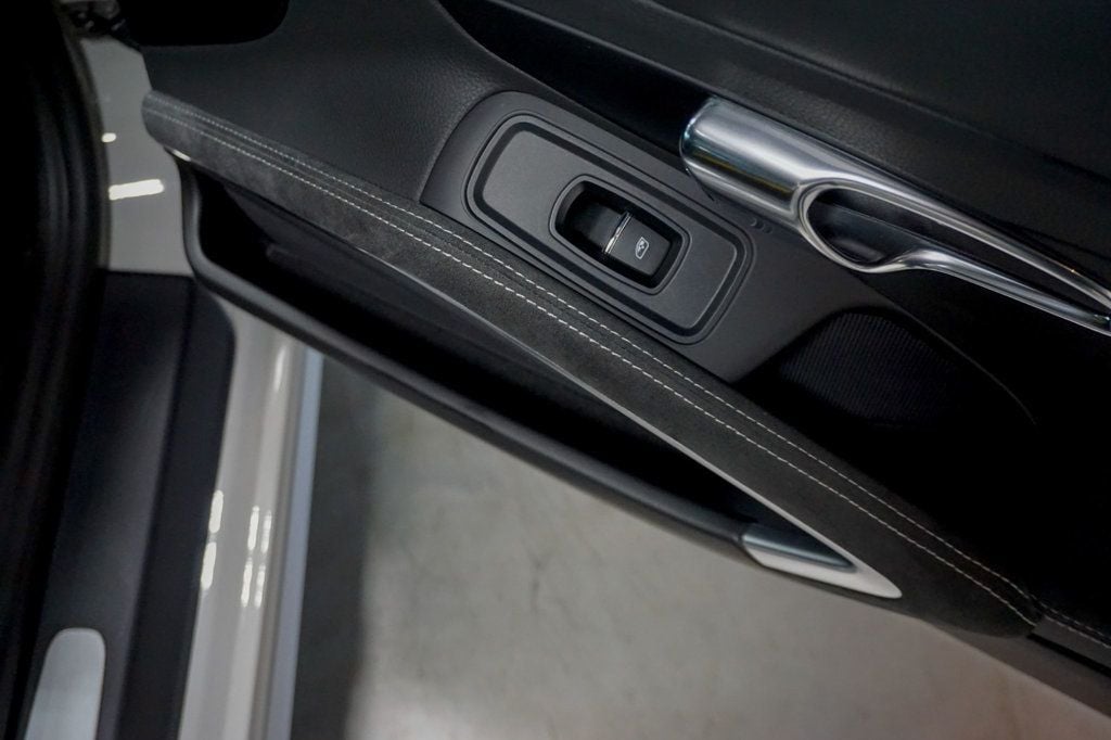 2018 Porsche 911 *991.2 GT3* *6-Speed Manual* *Carbon Buckets* *PCCB* *1-Owner* - 22942675 - 67