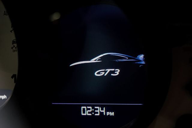 2018 Porsche 911 *991.2 GT3* *6-Speed Manual* *Carbon Buckets* *PCCB* *1-Owner* - 22942675 - 81