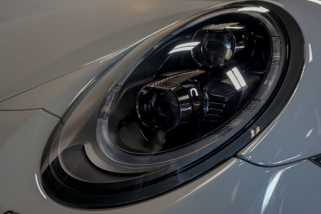 2018 Porsche 911 *991.2 GT3* *6-Speed Manual* *Carbon Buckets* *PCCB* *1-Owner* - 22942675 - 90