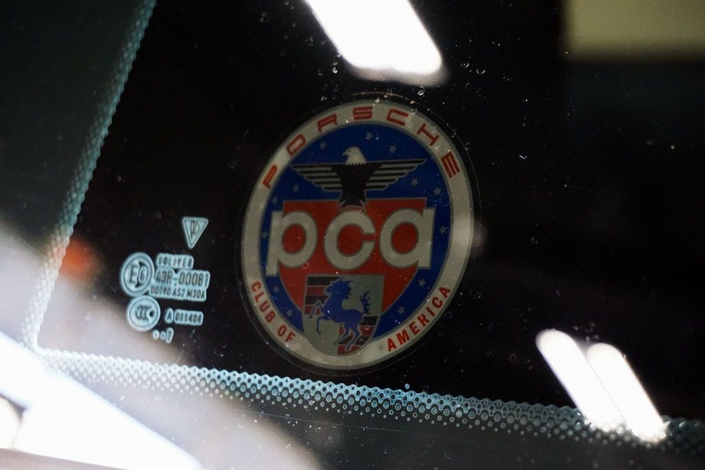 2018 Porsche 911 *991.2 GT3* *6-Speed Manual* *Carbon Buckets* *PCCB* *1-Owner* - 22942675 - 93