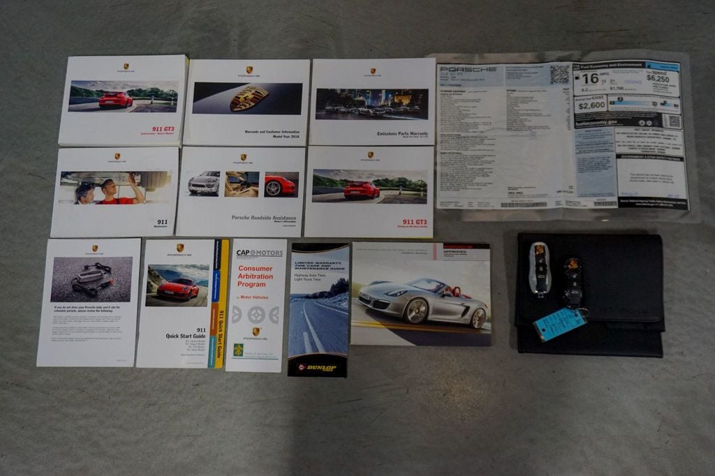 2018 Porsche 911 *991.2 GT3* *6-Speed Manual* *Carbon Buckets* *PCCB* *1-Owner* - 22942675 - 98