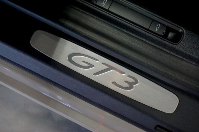 2018 Porsche 911 *991.2 GT3* *6-Speed Manual* *FAL* *Carbon Buckets* *1-Owner* - 23000945 - 62