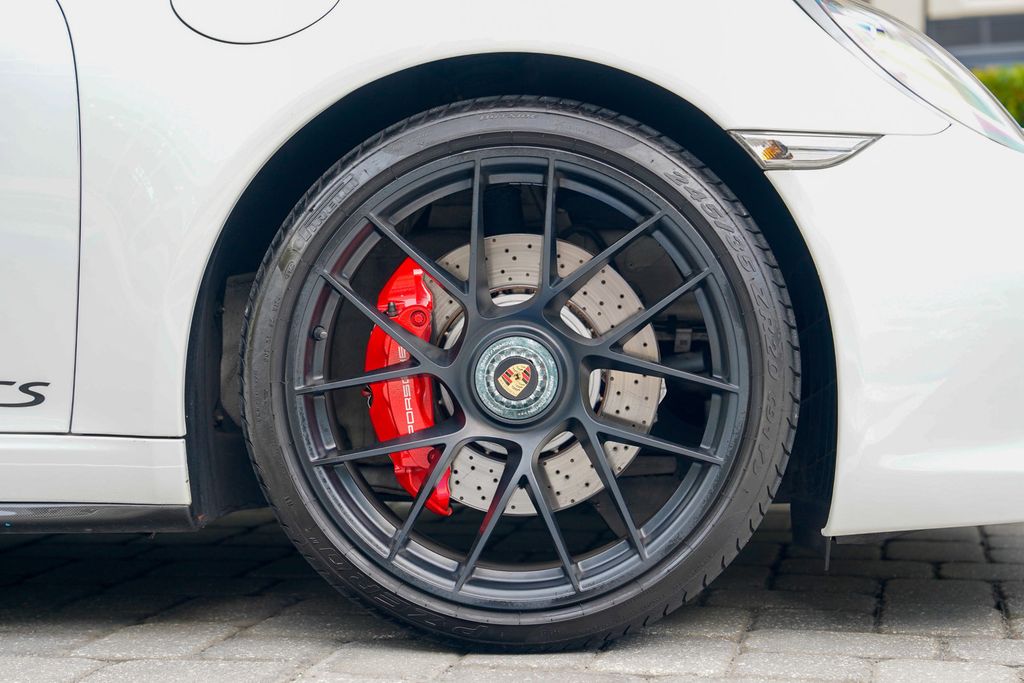 2018 Porsche 911 Carrera 4 GTS Cabriolet - 23071036 - 34