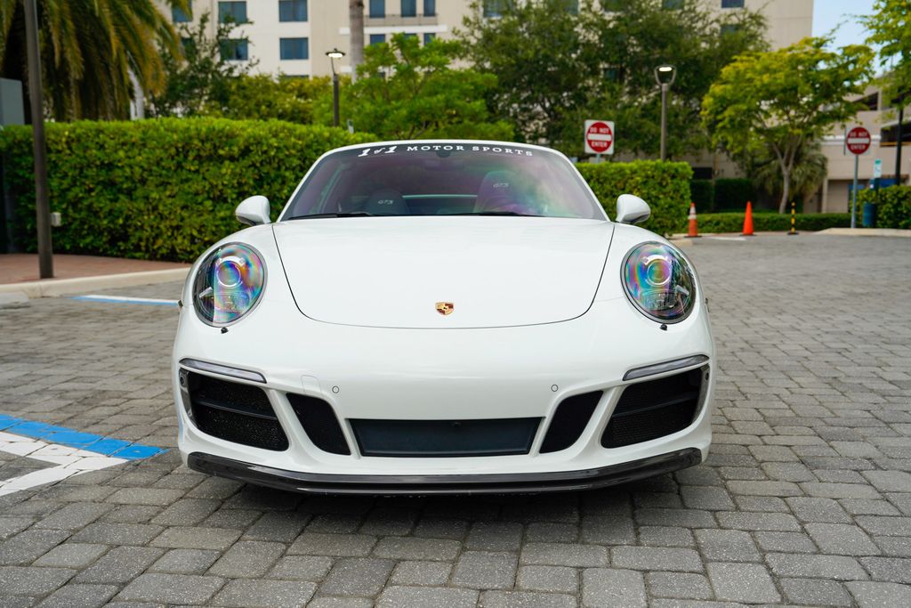 2018 Porsche 911 Carrera 4 GTS Cabriolet - 23071036 - 3