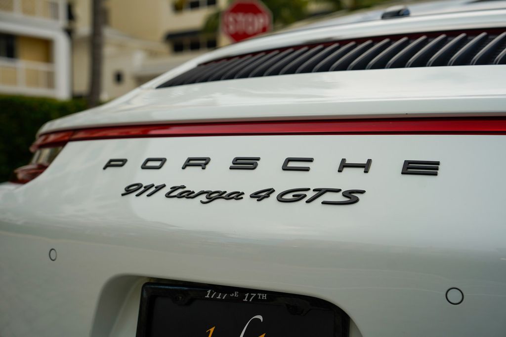 2018 Porsche 911 Carrera 4 GTS Cabriolet - 23071036 - 47