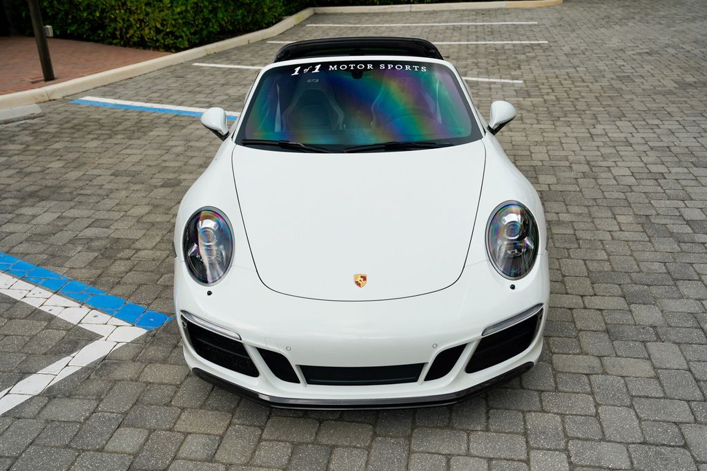 2018 Porsche 911 Carrera 4 GTS Cabriolet - 23071036 - 4