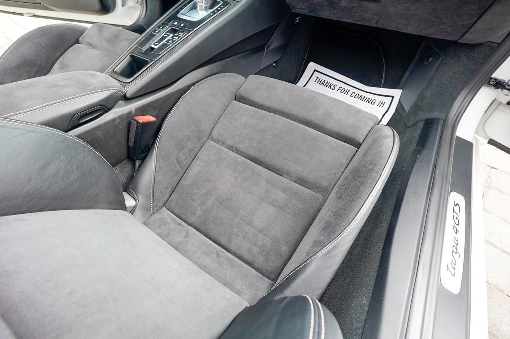 2018 Porsche 911 Carrera 4 GTS Cabriolet - 23071036 - 91
