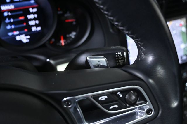 2018 Porsche 911 Carrera 4S - 23003084 - 22