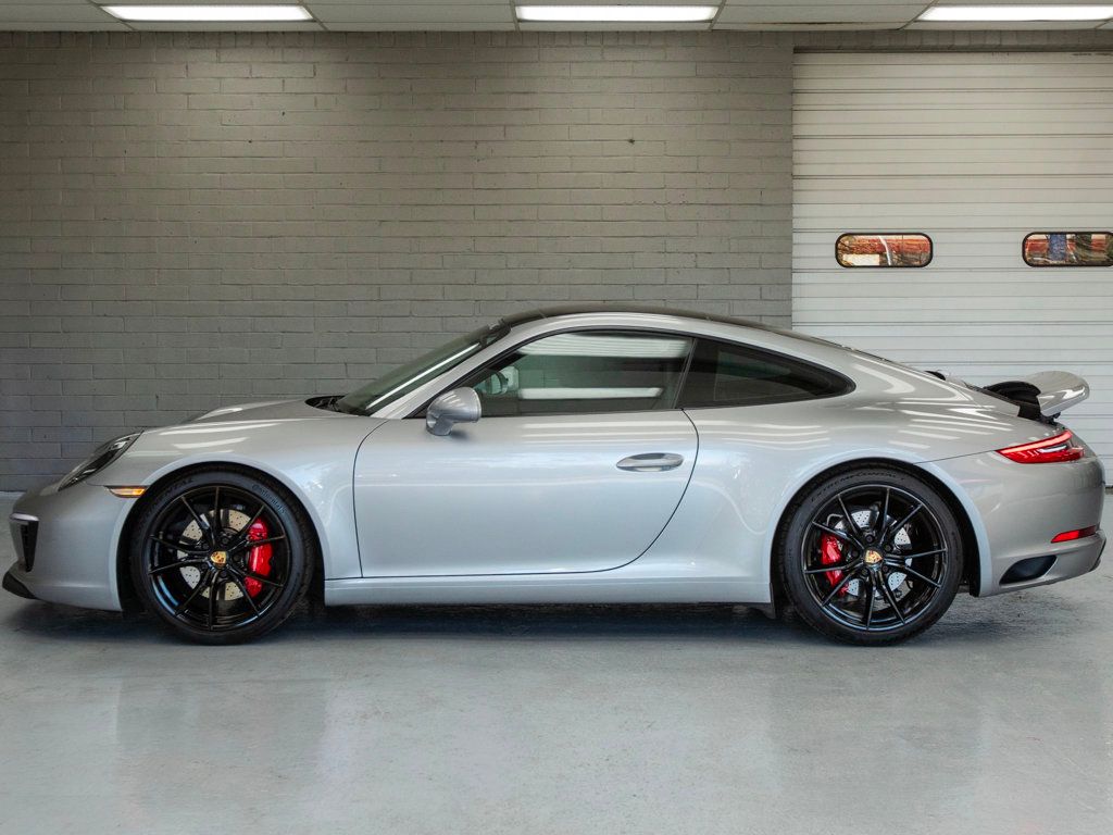 2018 Porsche 911 S Coupe photo 3