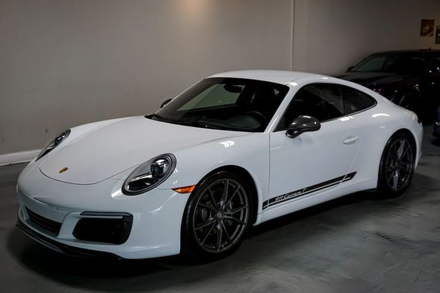 2018 Porsche 911 *Carrera T* *7-Speed Manual* *1-Owner* *Rear Axle Steering* - 23061754 - 4