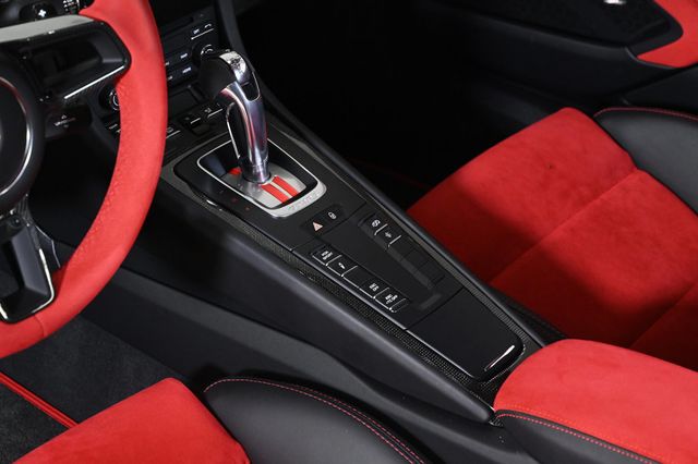 2018 Porsche 911 GT2 RS - 22969420 - 13