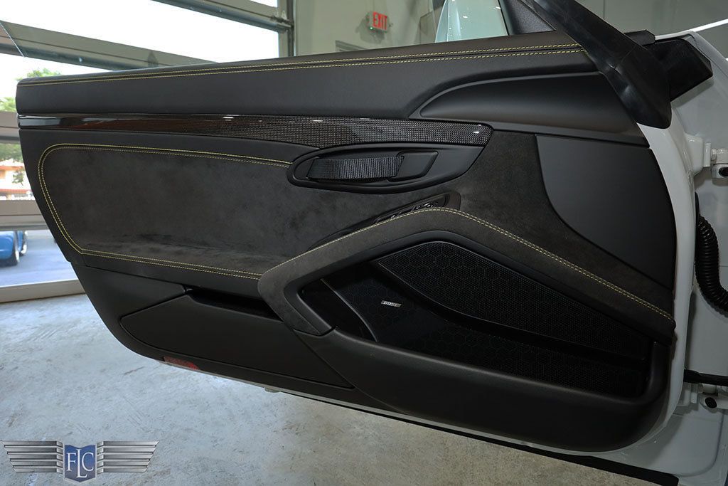 2018 Porsche 911 GT2 RS - 22985277 - 19