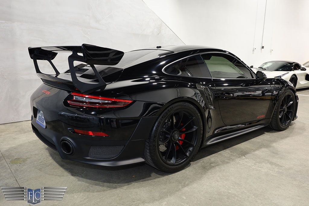 2018 Porsche 911 GT2 RS Weissach - 22274026 - 5