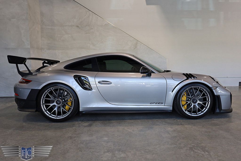 2018 Porsche 911 GT2 RS Weissach - 22556966 - 2