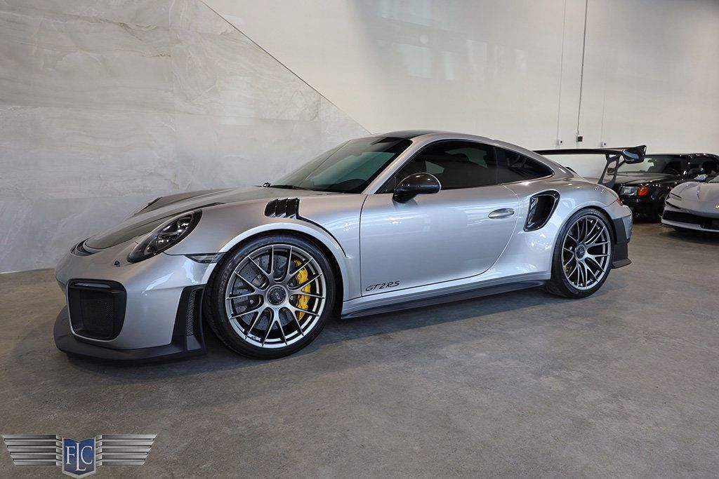 2018 Porsche 911 GT2 RS Weissach - 22556966 - 3