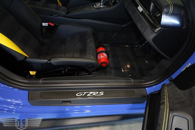 2018 Porsche 911 GT2 RS Weissach - 22919287 - 18