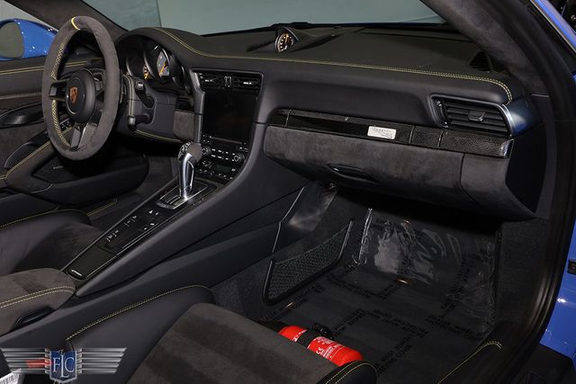 2018 Porsche 911 GT2 RS Weissach - 22919287 - 24