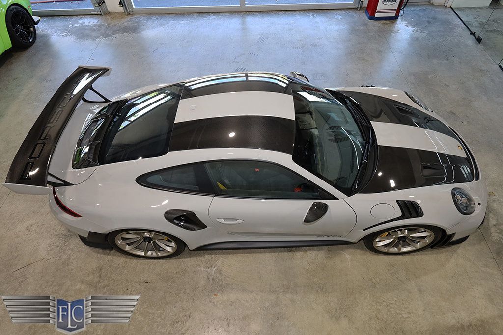 2018 Porsche 911 GT2 RS Weissach - 22986338 - 16