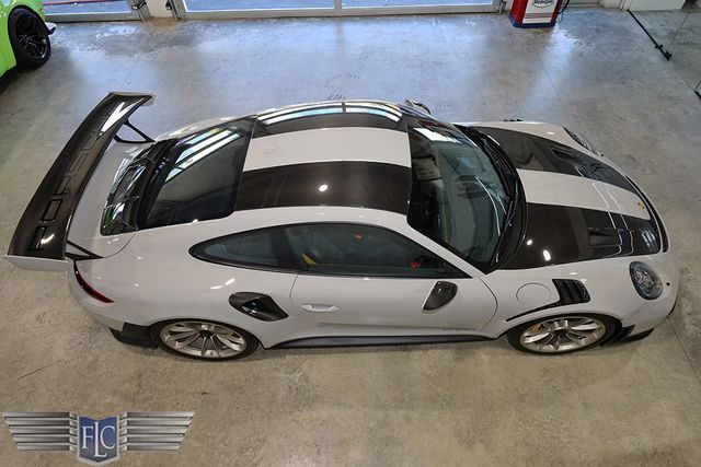 2018 Porsche 911 GT2 RS Weissach - 22986338 - 16