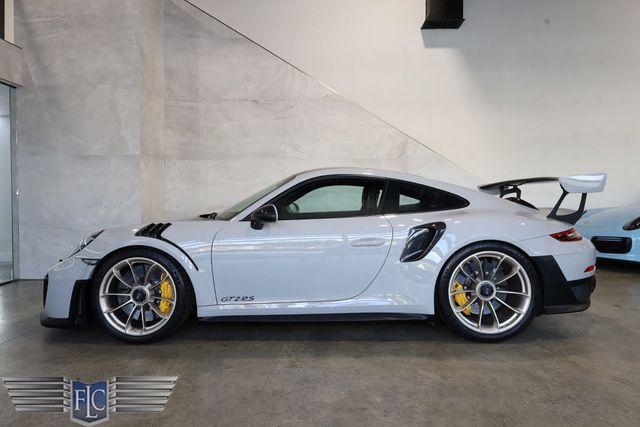 2018 Porsche 911 GT2 RS Weissach - 22986338 - 1