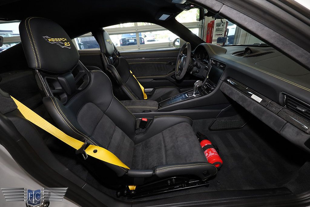 2018 Porsche 911 GT2 RS Weissach - 22986338 - 21