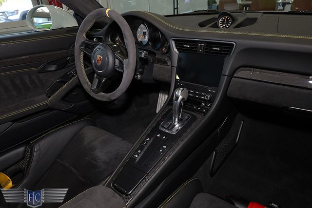 2018 Porsche 911 GT2 RS Weissach - 22986338 - 24