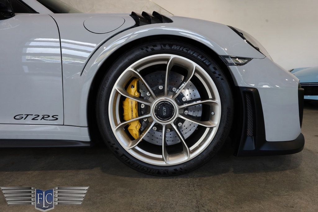 2018 Porsche 911 GT2 RS Weissach - 22986338 - 45