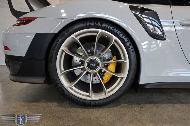 2018 Porsche 911 GT2 RS Weissach - 22986338 - 46