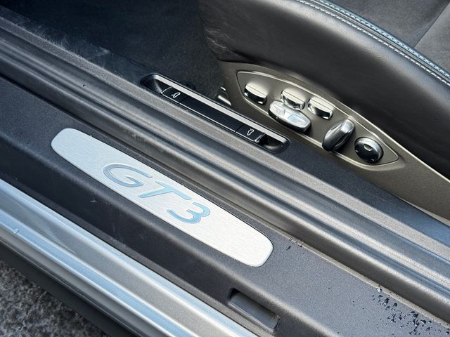 2018 Porsche 911 GT3 - 22963220 - 17