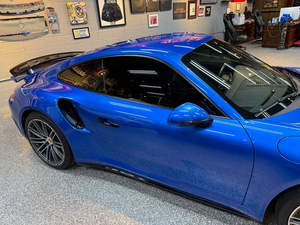 2018 Porsche 911 Turbo S photo 11