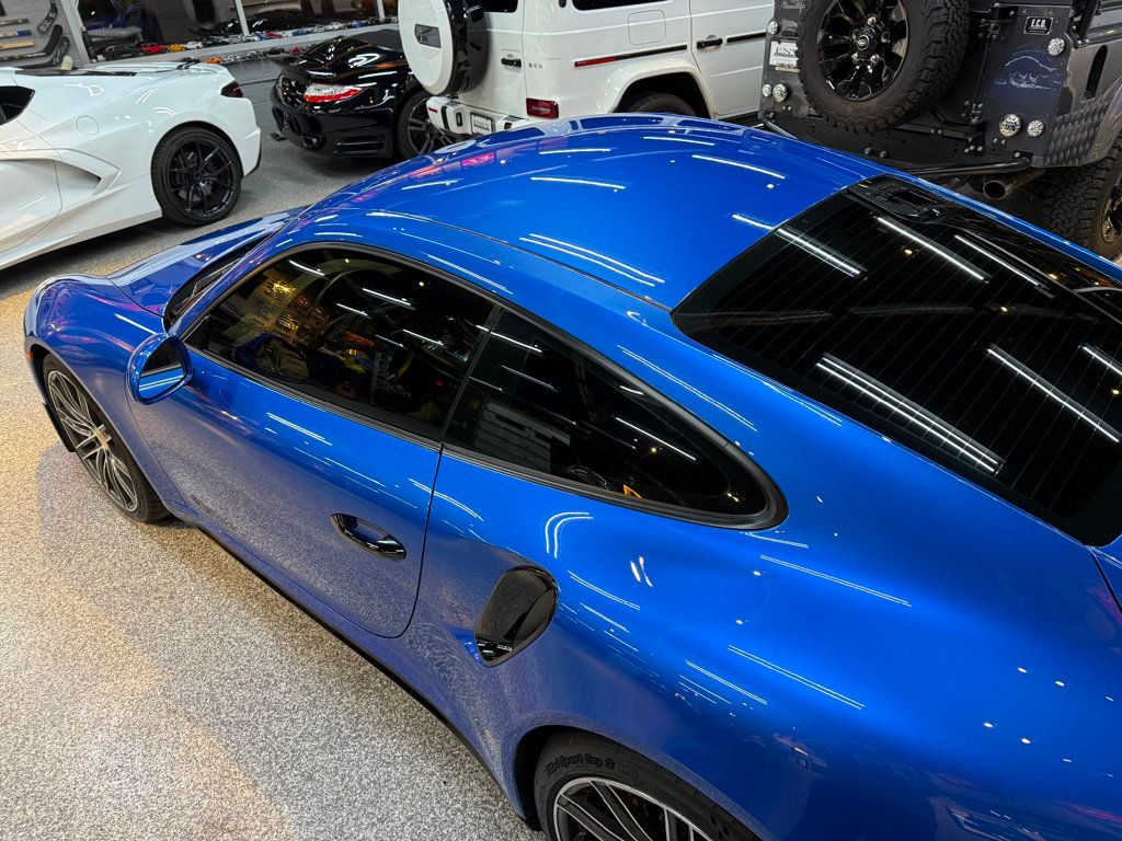 2018 Porsche 911 Turbo S photo 18