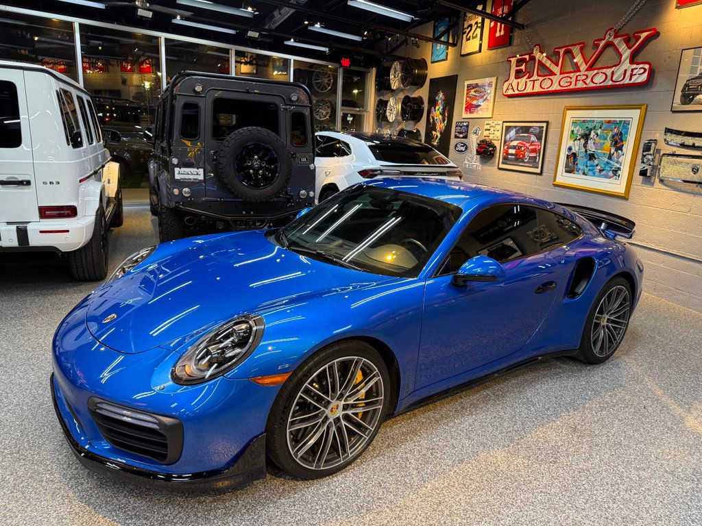 2018 Porsche 911 Turbo S photo 2