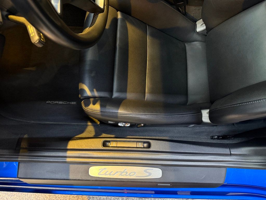 2018 Porsche 911 Turbo S photo 27