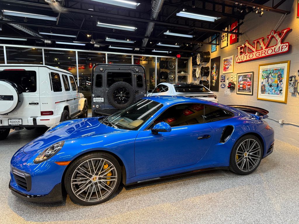 2018 Porsche 911 Turbo S photo 3