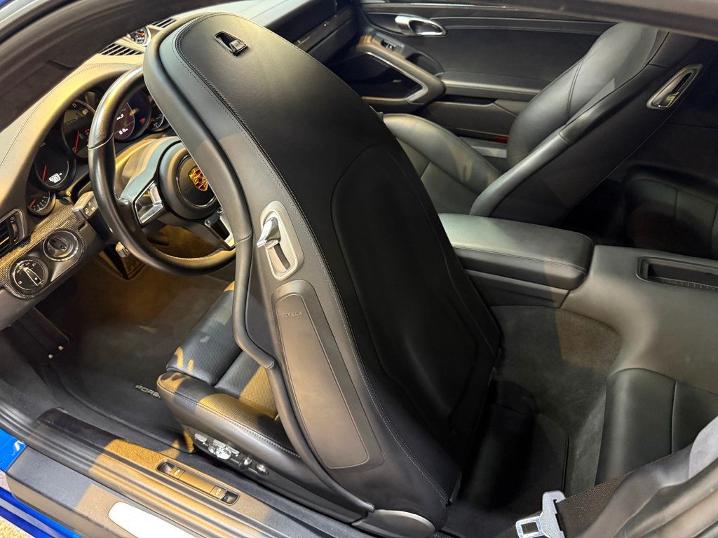 2018 Porsche 911 Turbo S photo 36