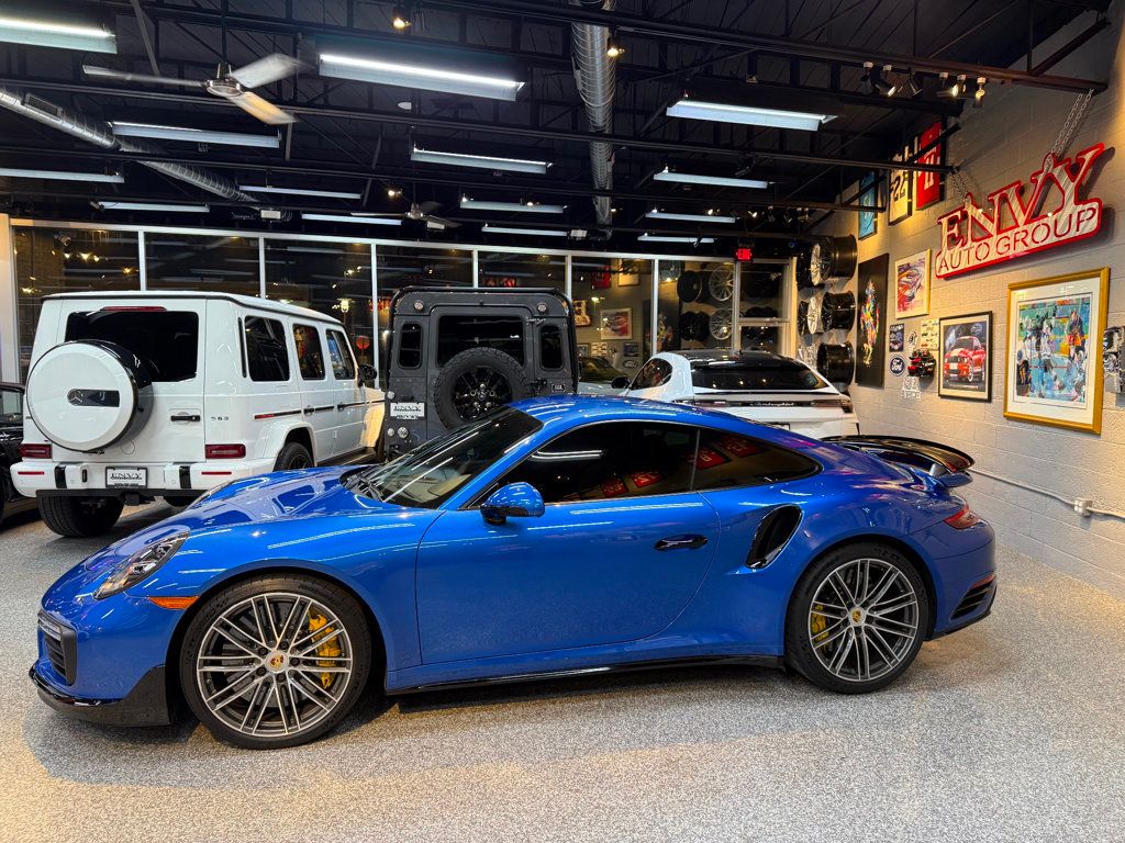 2018 Porsche 911 Turbo S photo 4