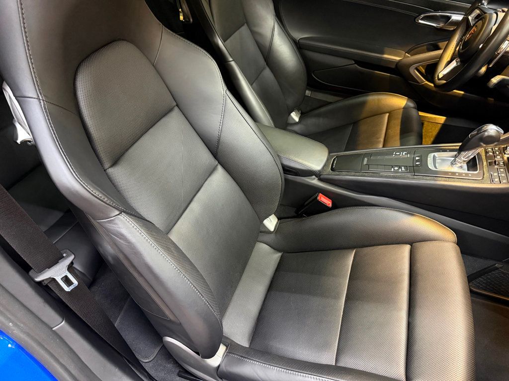 2018 Porsche 911 Turbo S photo 45