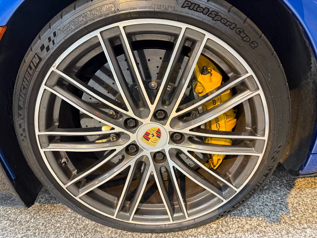 2018 Porsche 911 Turbo S photo 7