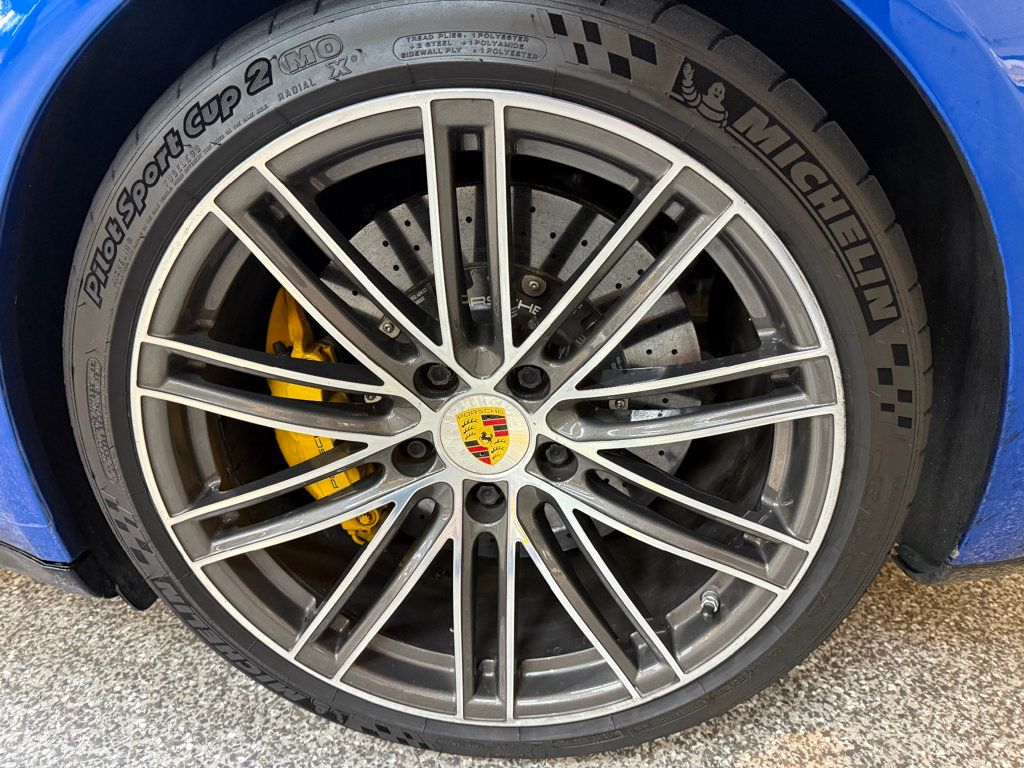 2018 Porsche 911 Turbo S photo 8
