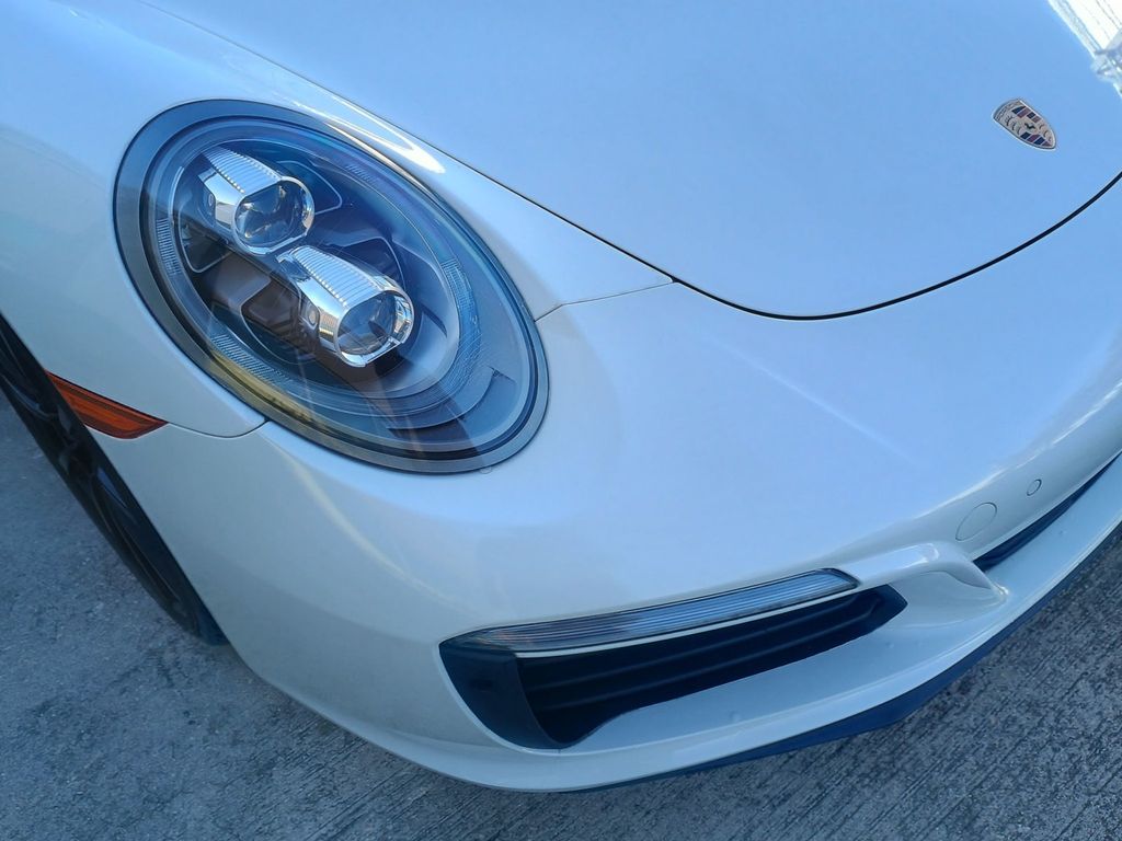 2018 Porsche 911 Targa 4S 1 Owner Clean Autocheck - 22992165 - 15