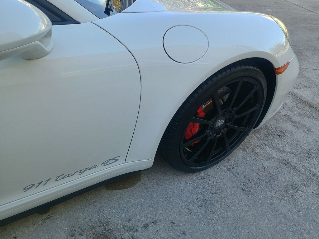 2018 Porsche 911 Targa 4S 1 Owner Clean Autocheck - 22992165 - 45