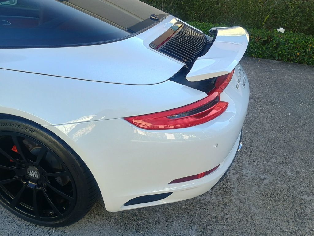 2018 Porsche 911 Targa 4S 1 Owner Clean Autocheck - 22992165 - 46